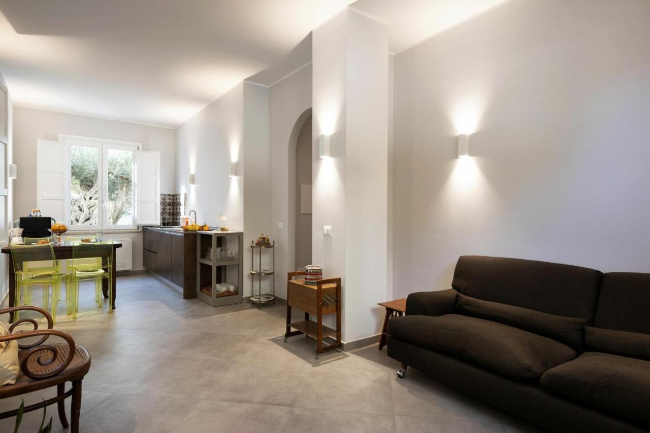 Villa Angelina - Charming Rooms & Apartments Trapani Exterior photo