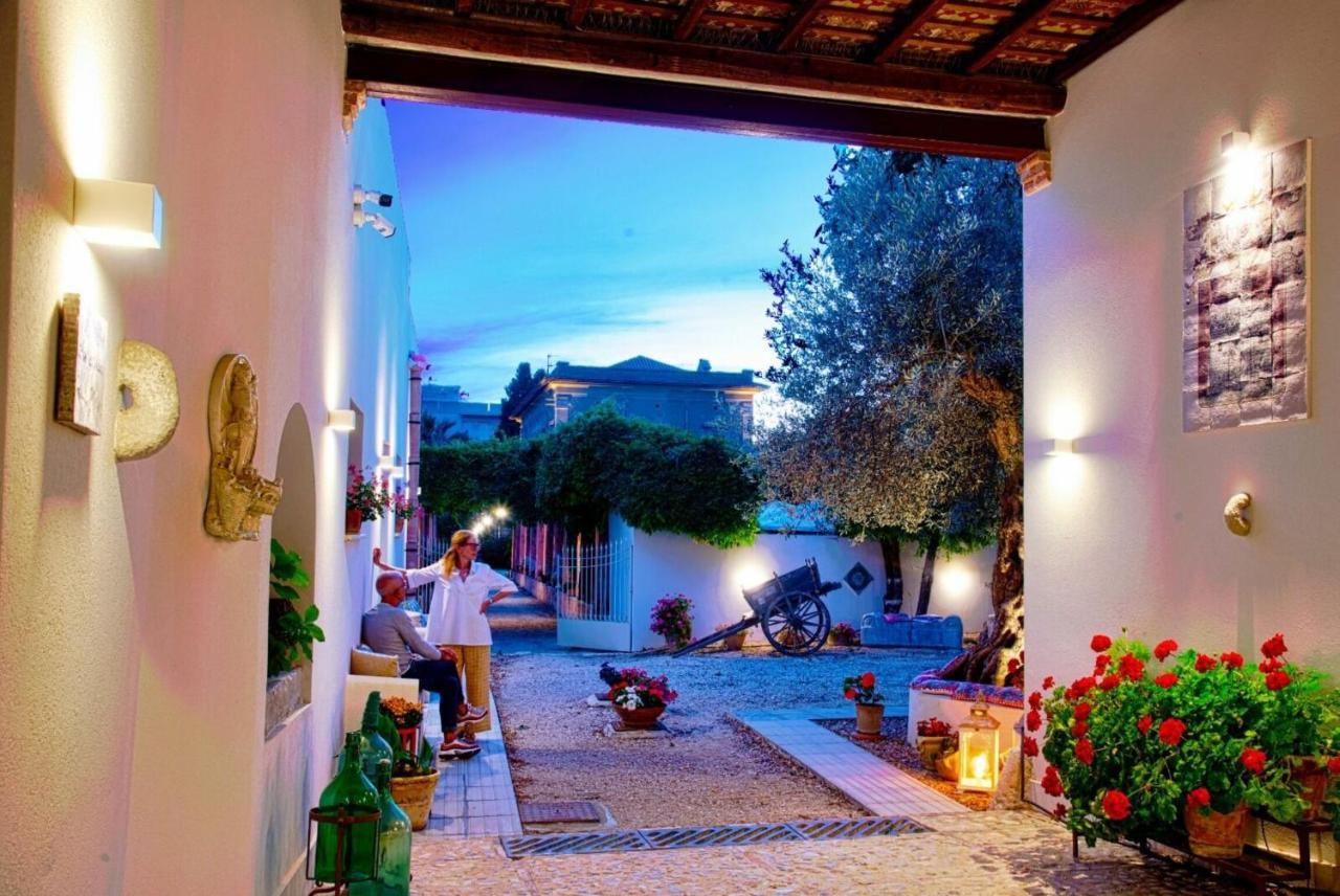 Villa Angelina - Charming Rooms & Apartments Trapani Exterior photo